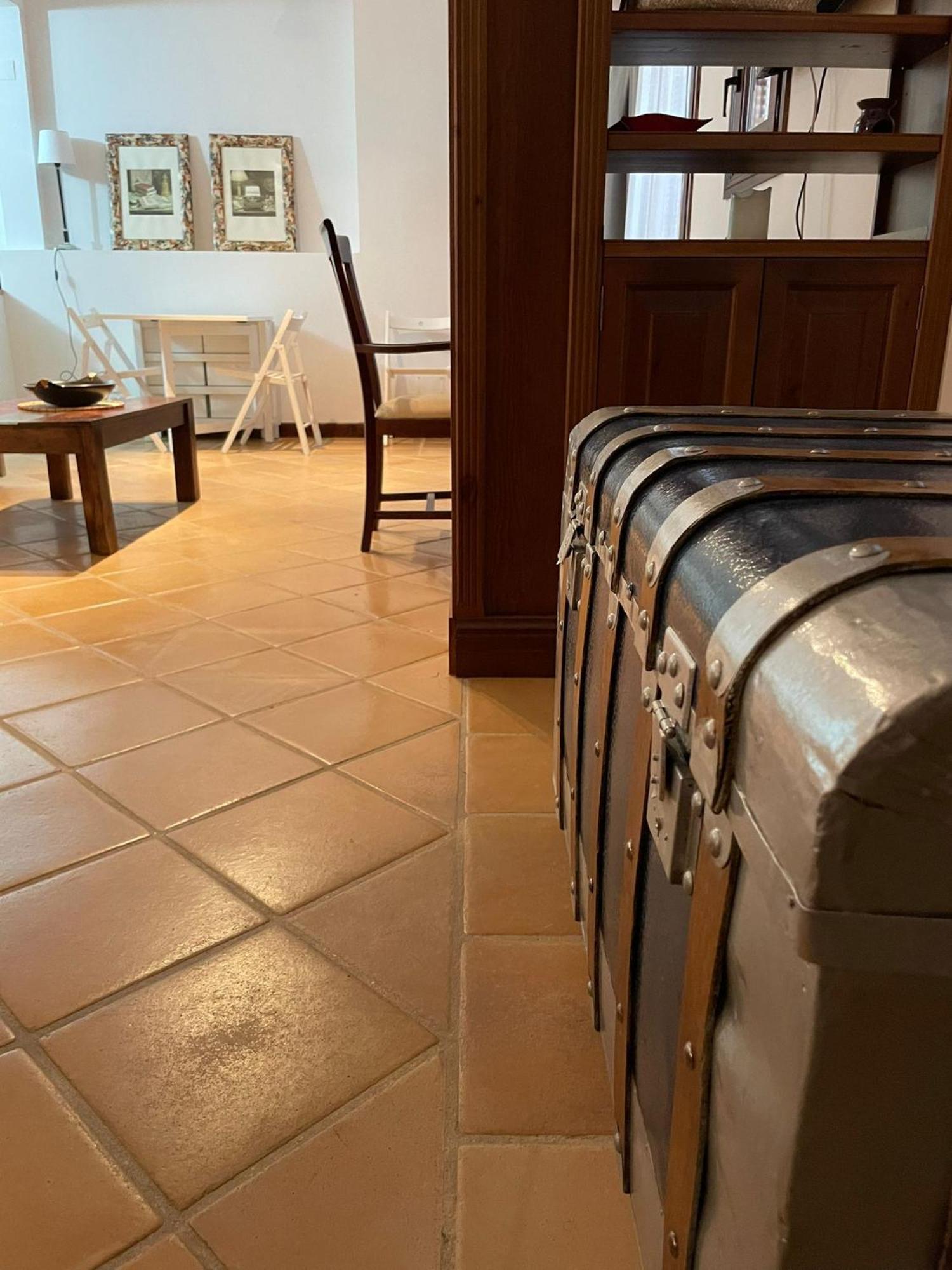 Apartamentos Turisticos La Vida De Antes Consuegra Luaran gambar