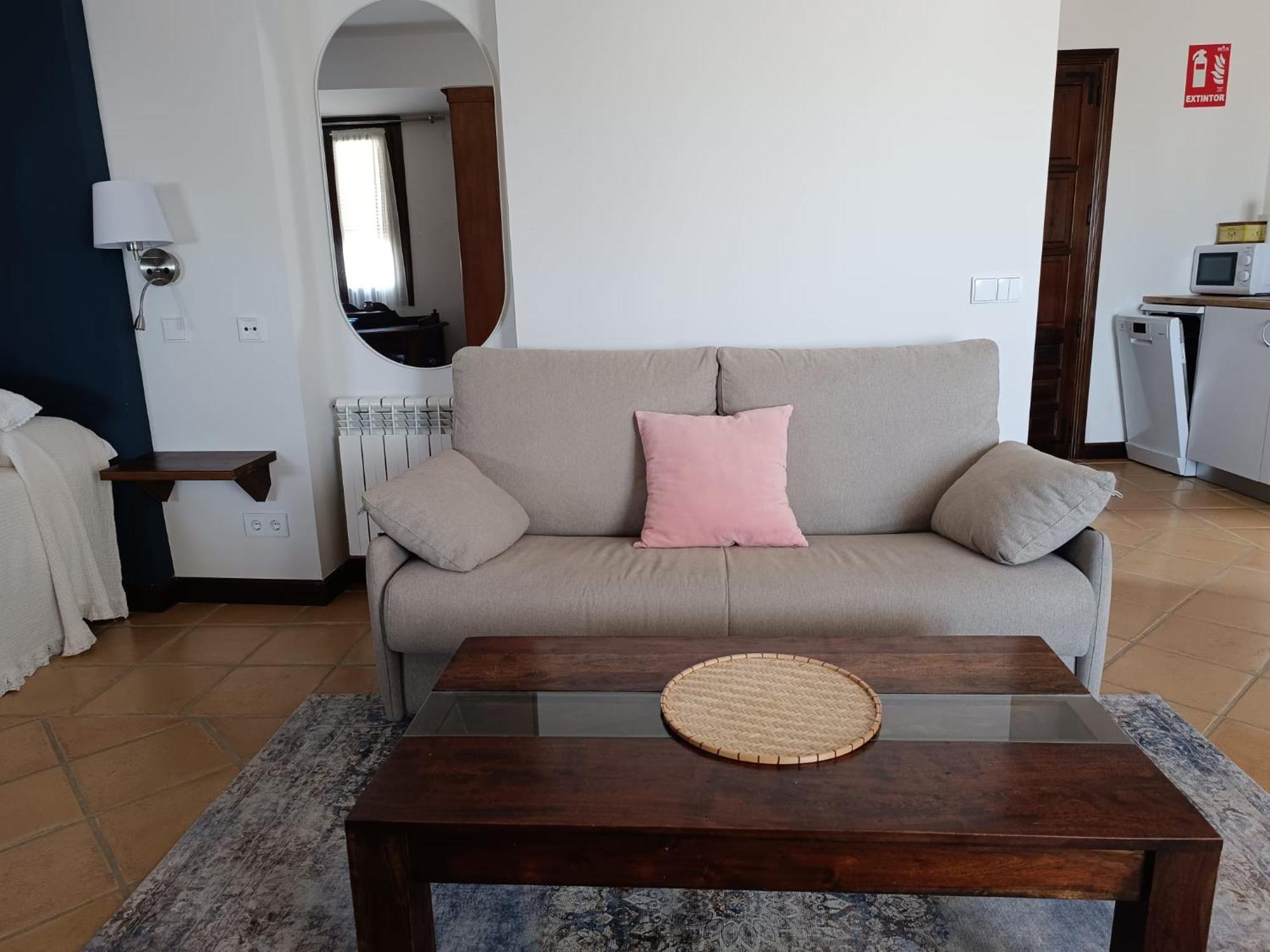 Apartamentos Turisticos La Vida De Antes Consuegra Luaran gambar