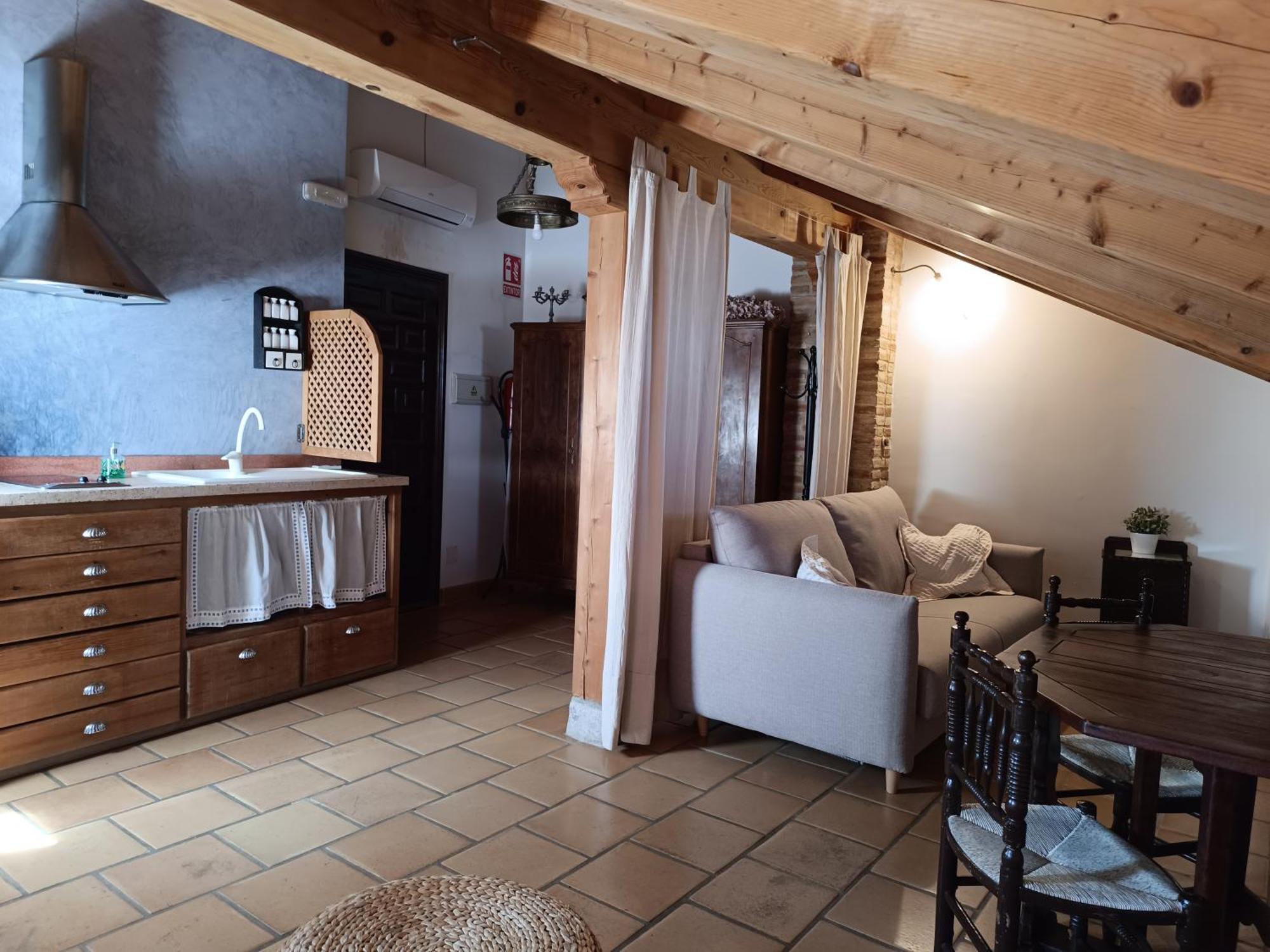 Apartamentos Turisticos La Vida De Antes Consuegra Luaran gambar